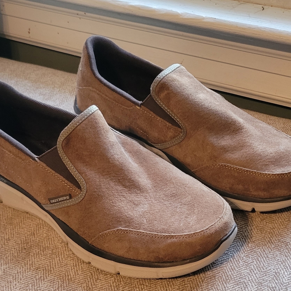 Skechers Men's Brown Slip-On Loafers